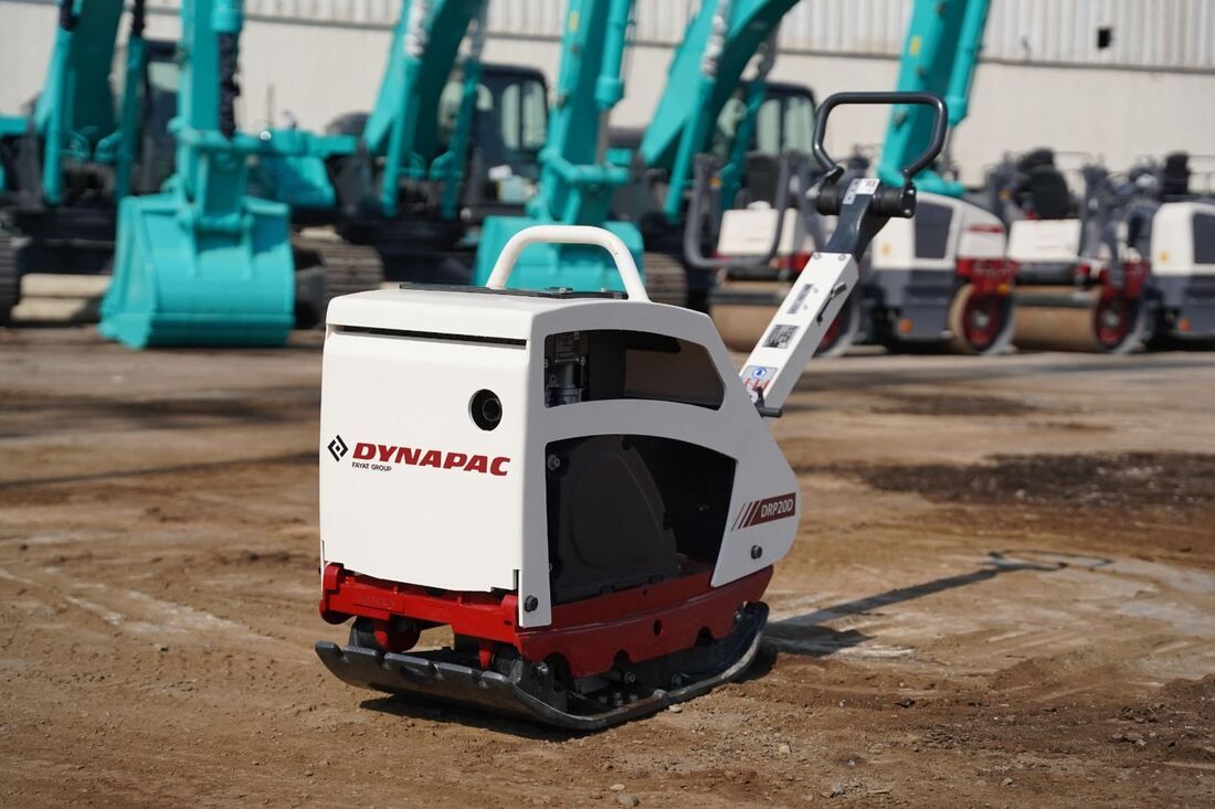 Plate Compactor 1 Ton for Rent | Al Marwan