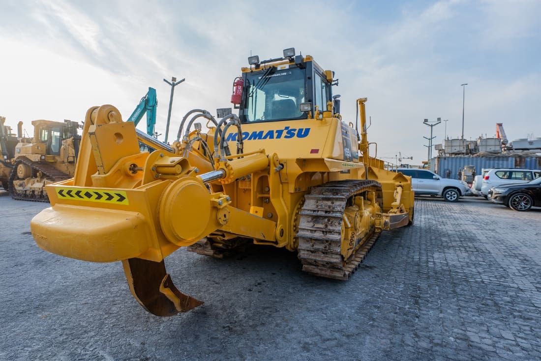 Used Komatsu D155A-6 Bulldozer For Sale 2023 | Al Marwan