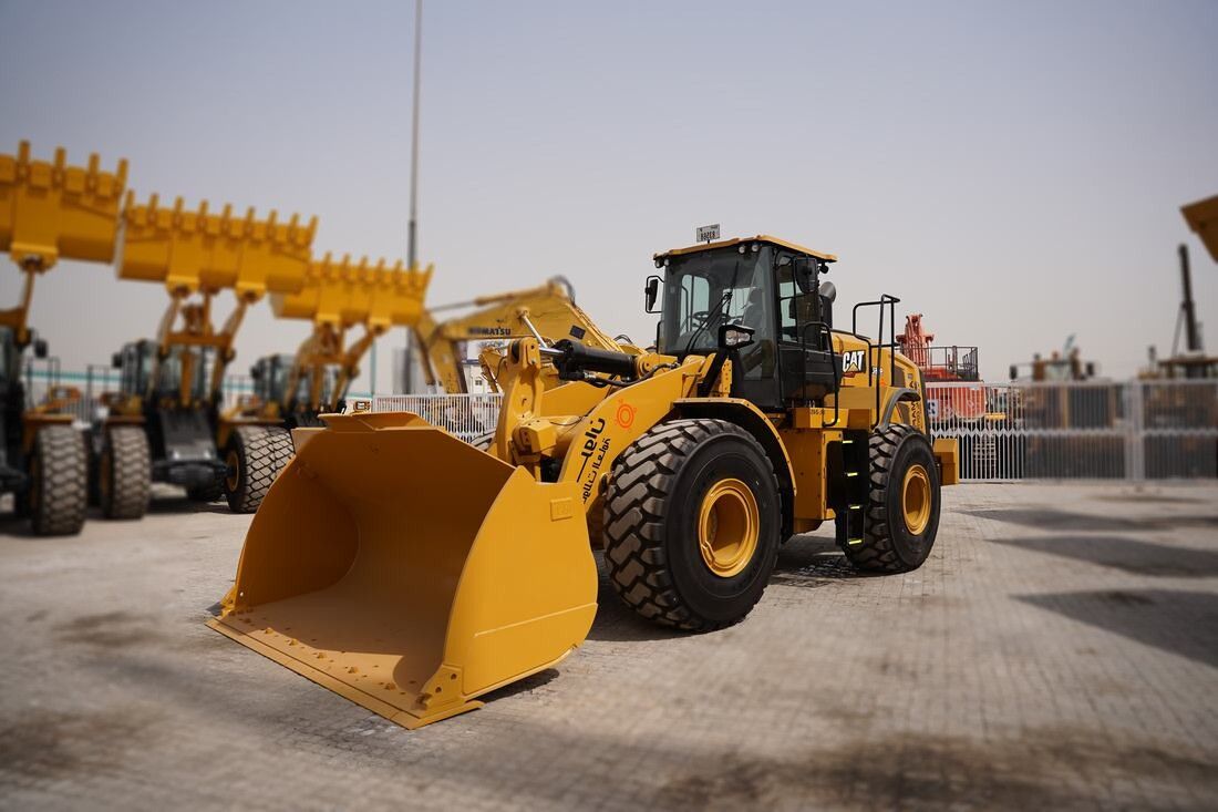 23 Ton Wheel Loader for Rent | Almarwan