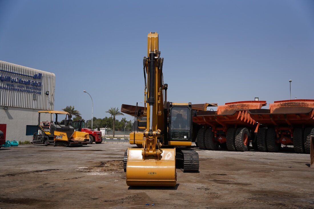 2020 CAT 323D3 Track Excavator Front View - Al Marwan Machinery