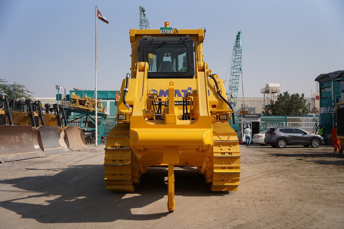 Rent Large 70-Ton Bulldozers | Al Marwan